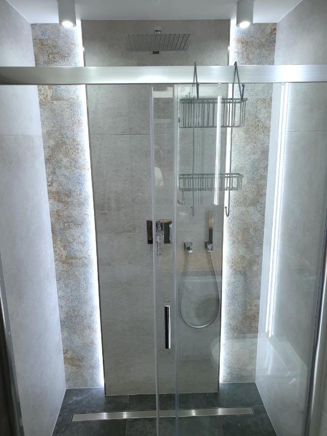,Private Apartment, Aircondition, Garage, Hd Tv Pl & De, Wifi, Fully Equipped, Near Beach Kolobřeh Exteriér fotografie