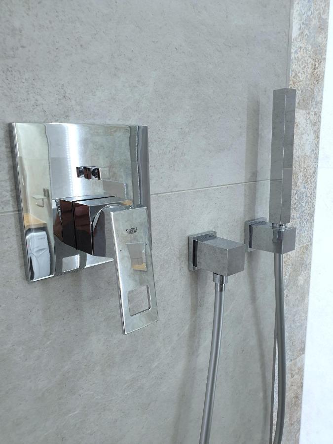 ,Private Apartment, Aircondition, Garage, Hd Tv Pl & De, Wifi, Fully Equipped, Near Beach Kolobřeh Exteriér fotografie