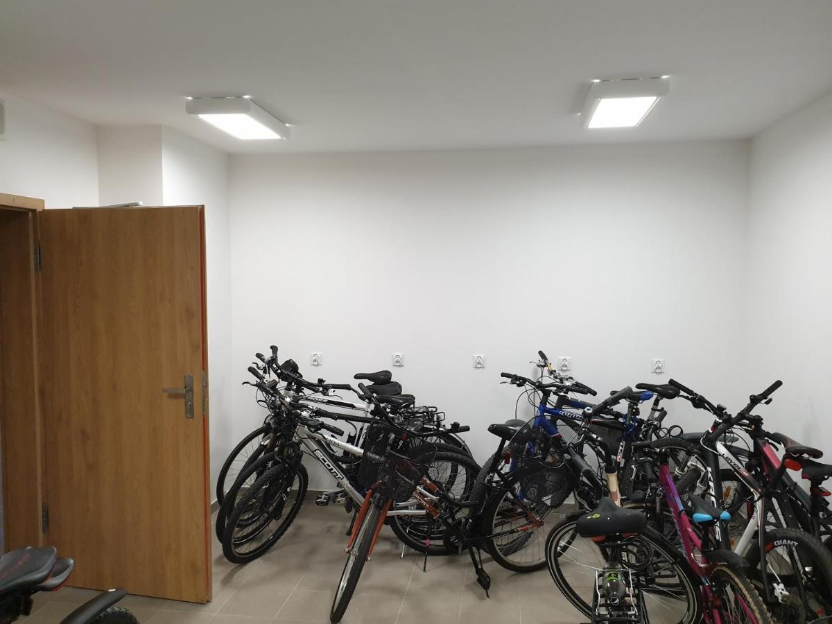 ,Private Apartment, Aircondition, Garage, Hd Tv Pl & De, Wifi, Fully Equipped, Near Beach Kolobřeh Exteriér fotografie